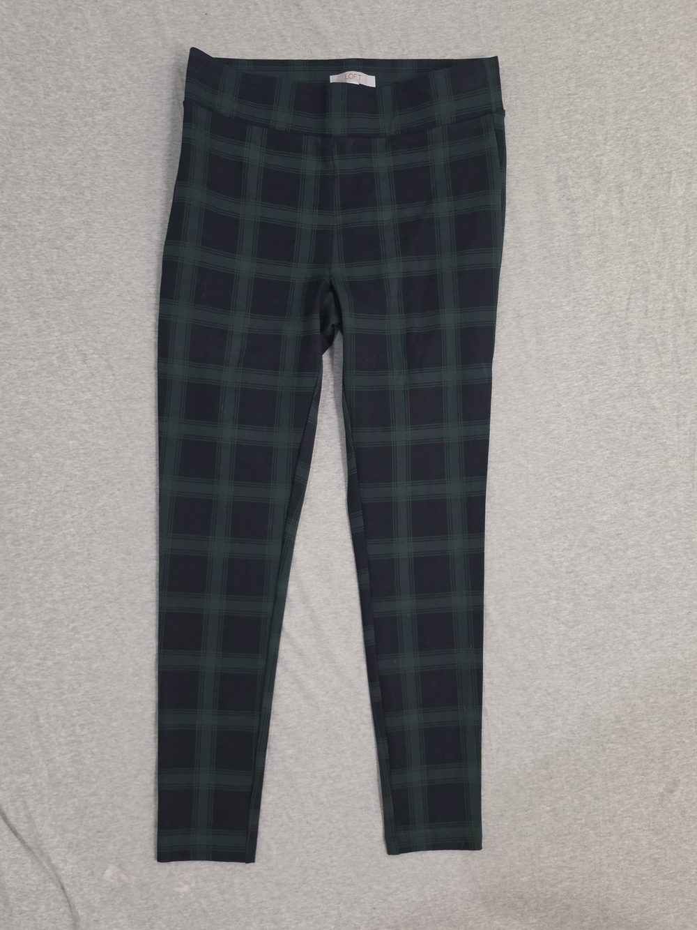 LOFT Women's Navy and Green Plaid Ponte Pants Size Medium